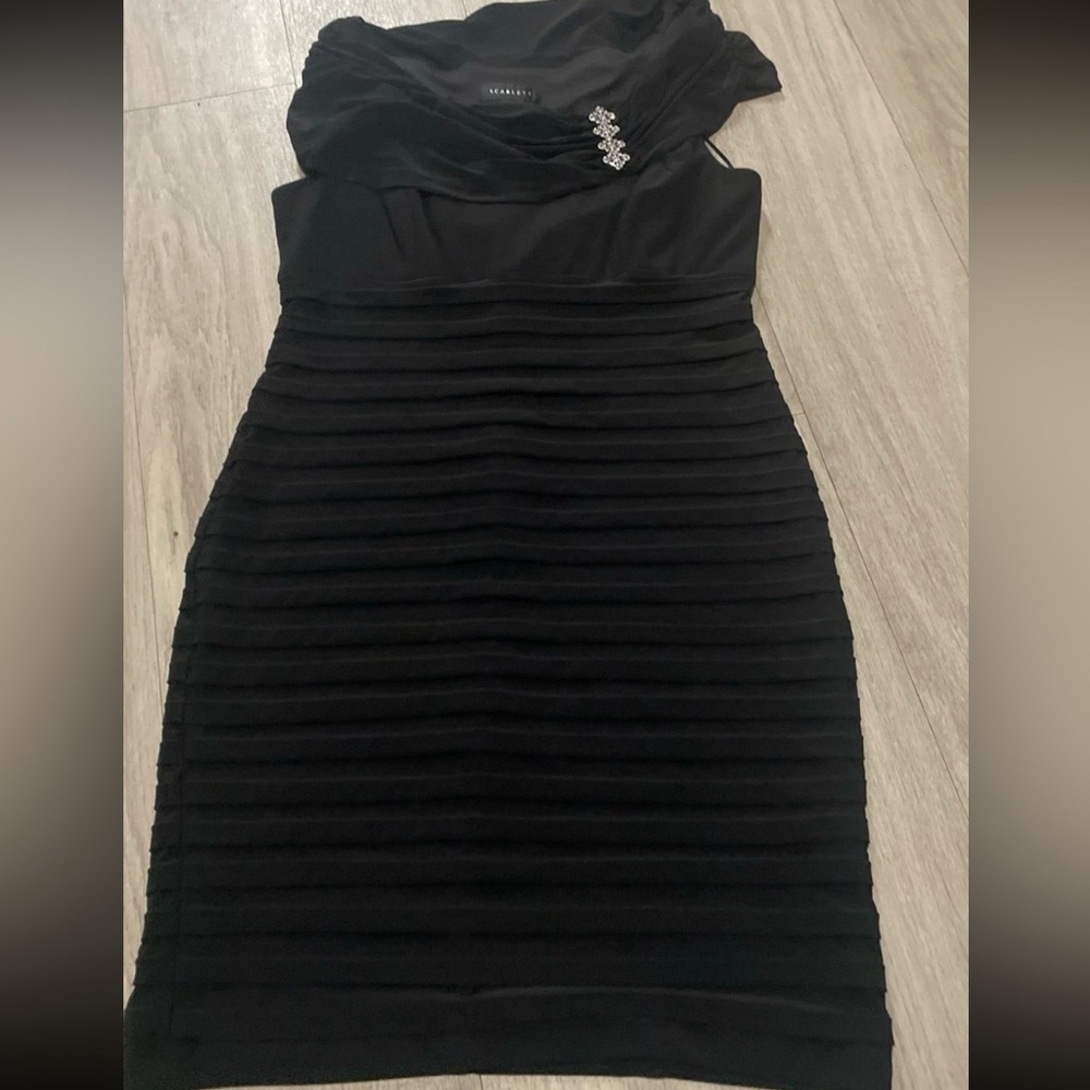 Scarlett Black elegant  Dress